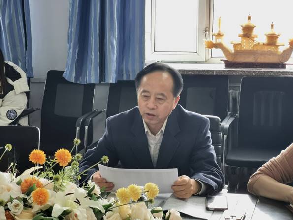 图示, 示意图
中度可信度描述已自动生成